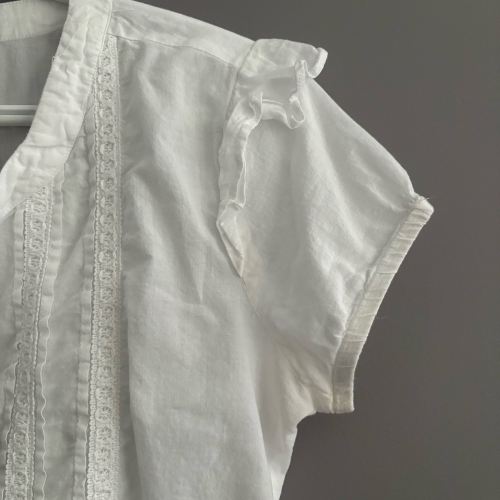 SPY White Short Sleeve Lace Pintuck Peasant Blouse - Picture 4 of 8